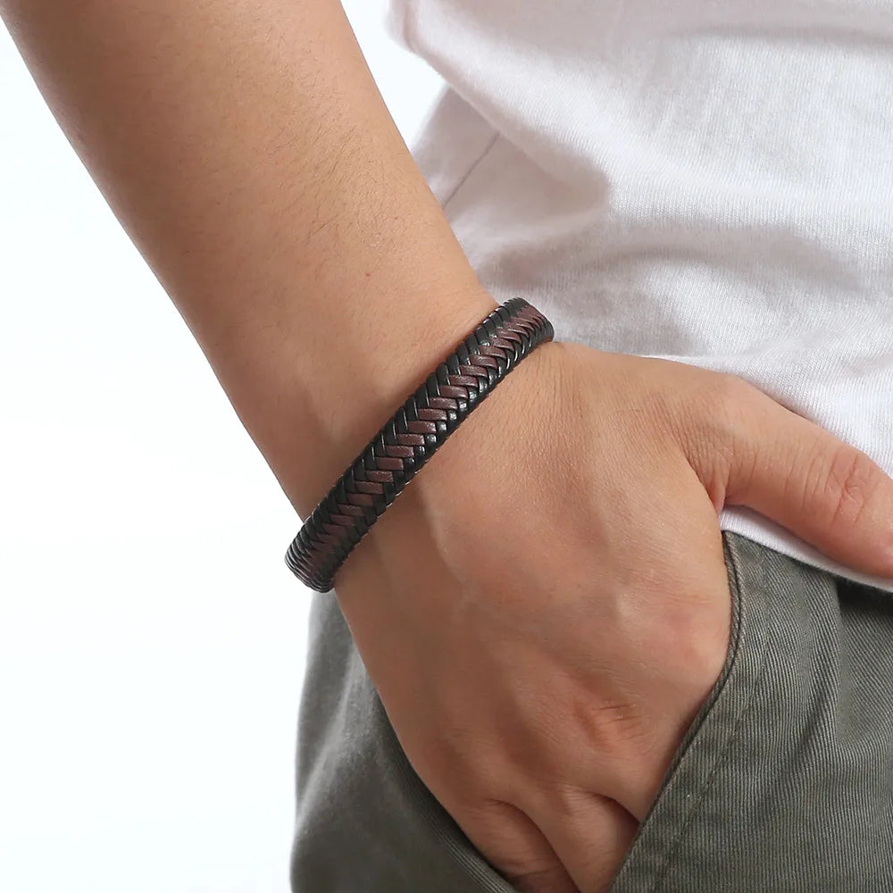 Punk Alloy Buckle Leather Bracelet