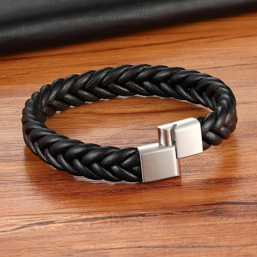 Hand-Knitted Classic Men's Bracelet