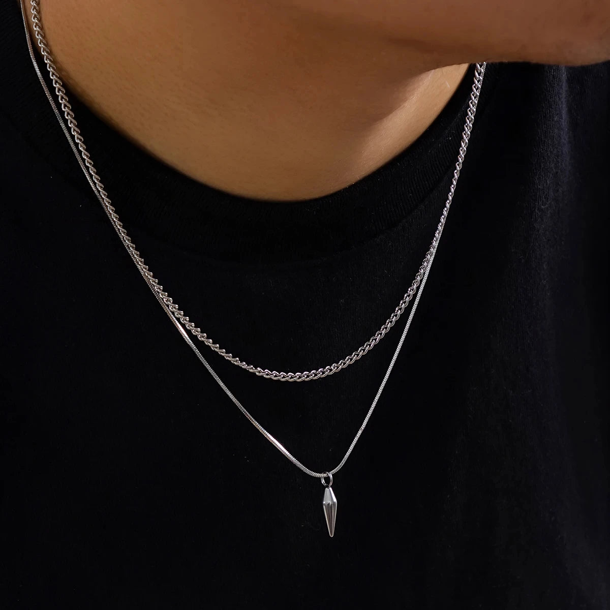 Rivet Pendant Snake Chain Set